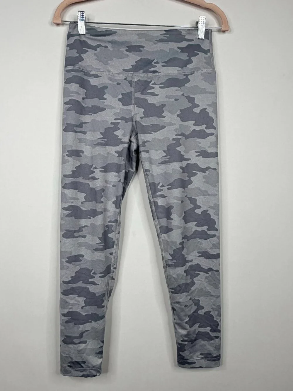 2/$30 Kyodan High Rise Camo Yoga Leggings Gray Petite Medium #A3881